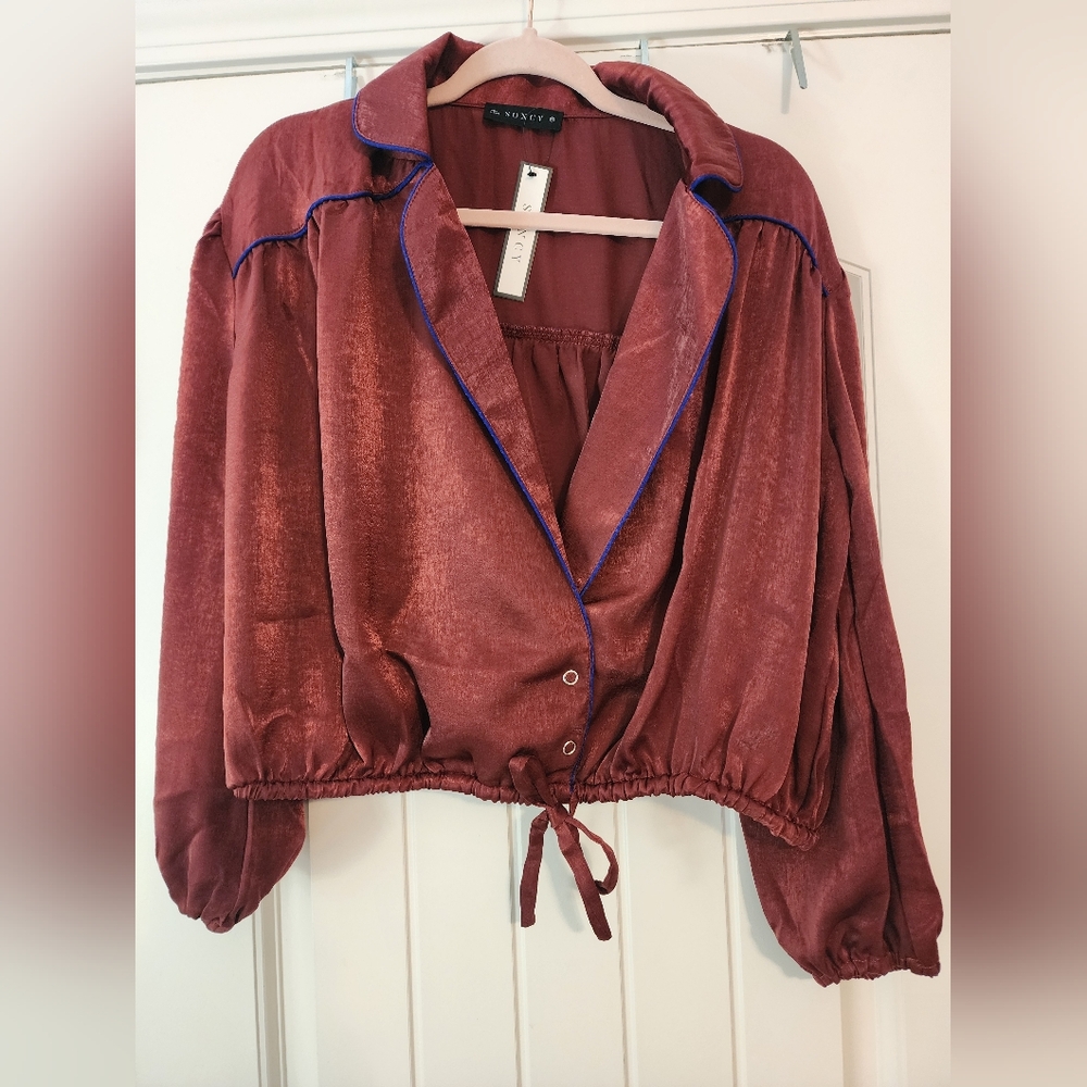 Soncy Women's Burgundy Gold Metallic Navy Trim Silky Dressy Blouse Medium NWT